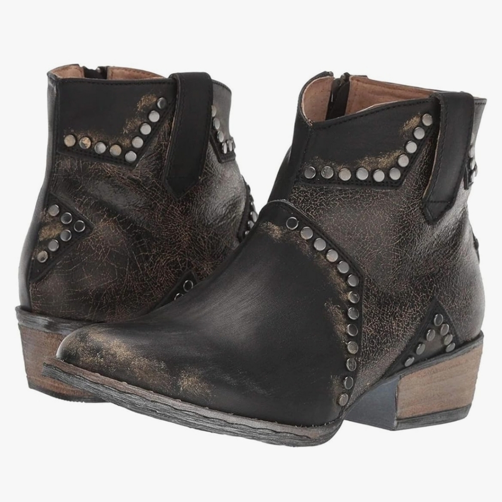 Circle G Star Studded Booties